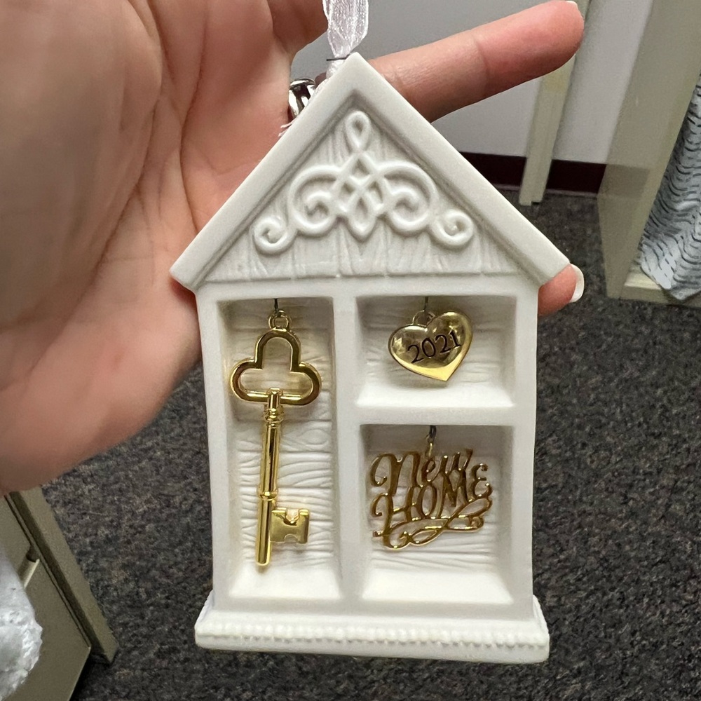 White 2021 House Ornament with Gold Accents